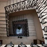 Daire Elegant Few Steps From Bari's Heart