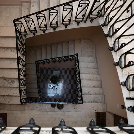 Apartment Elegant Few Steps From Bari's Heart