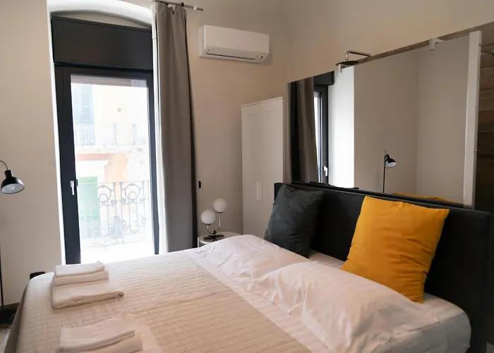 Elegant Few Steps From Bari's Heart Apartamento Bari